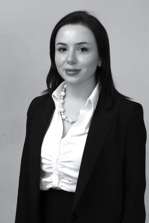 Av. Ceren Kahveci